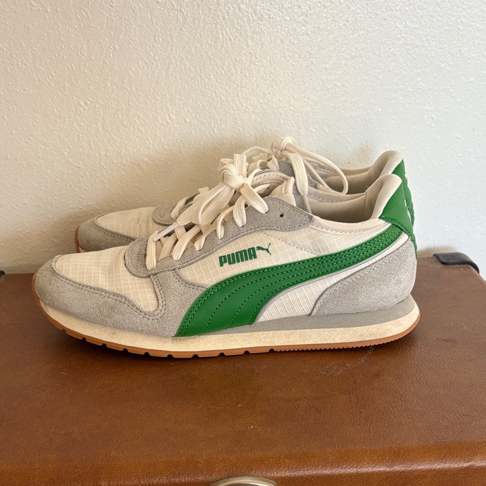 Puma White and Green Sneakers